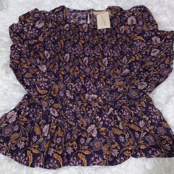 Universal Thread Women's Puff Long Sleeve Smocked Blouse - Picture 3 of 14